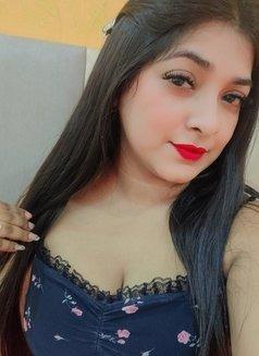 Tottaa Call Girl